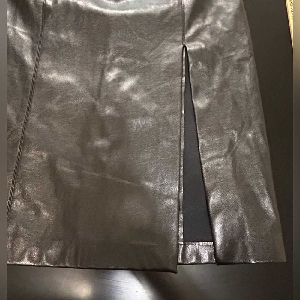 NEW Steve Madden Black Metallic Vegan Leather Bodycon Midi Dress Medium - Picture 4 of 9